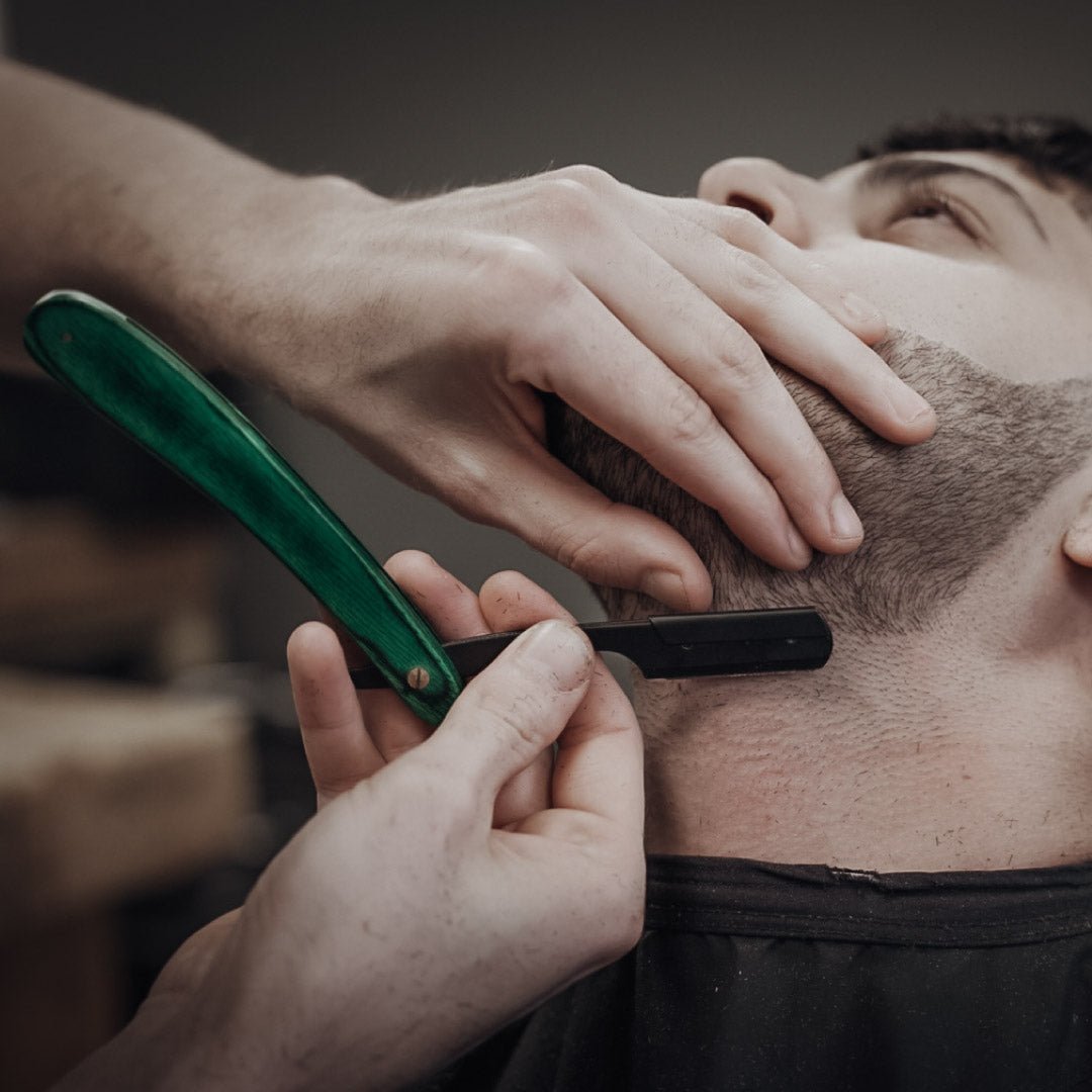 Cut Throat Razor - The Buccaneer in Green - Wooden